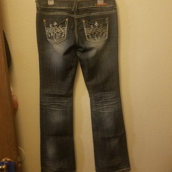 Junior Size 9 Jeans - Picture 3 of 4